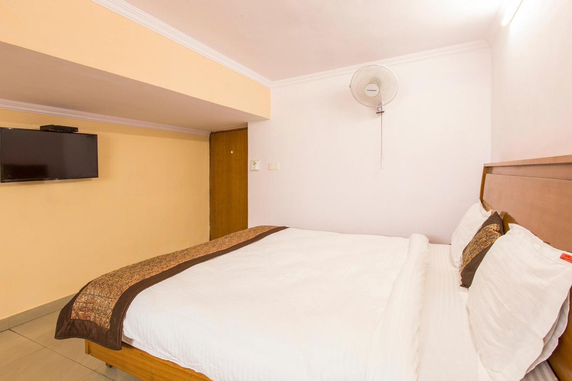 Hotel O Hotel Landmark Inn Делі Екстер'єр фото