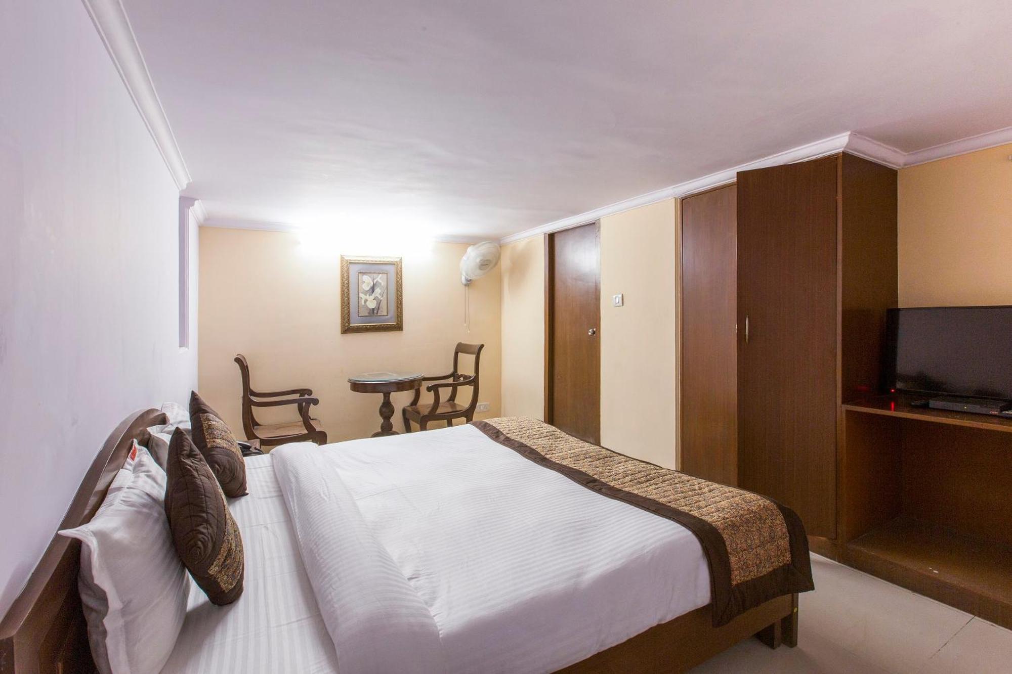 Hotel O Hotel Landmark Inn Делі Екстер'єр фото
