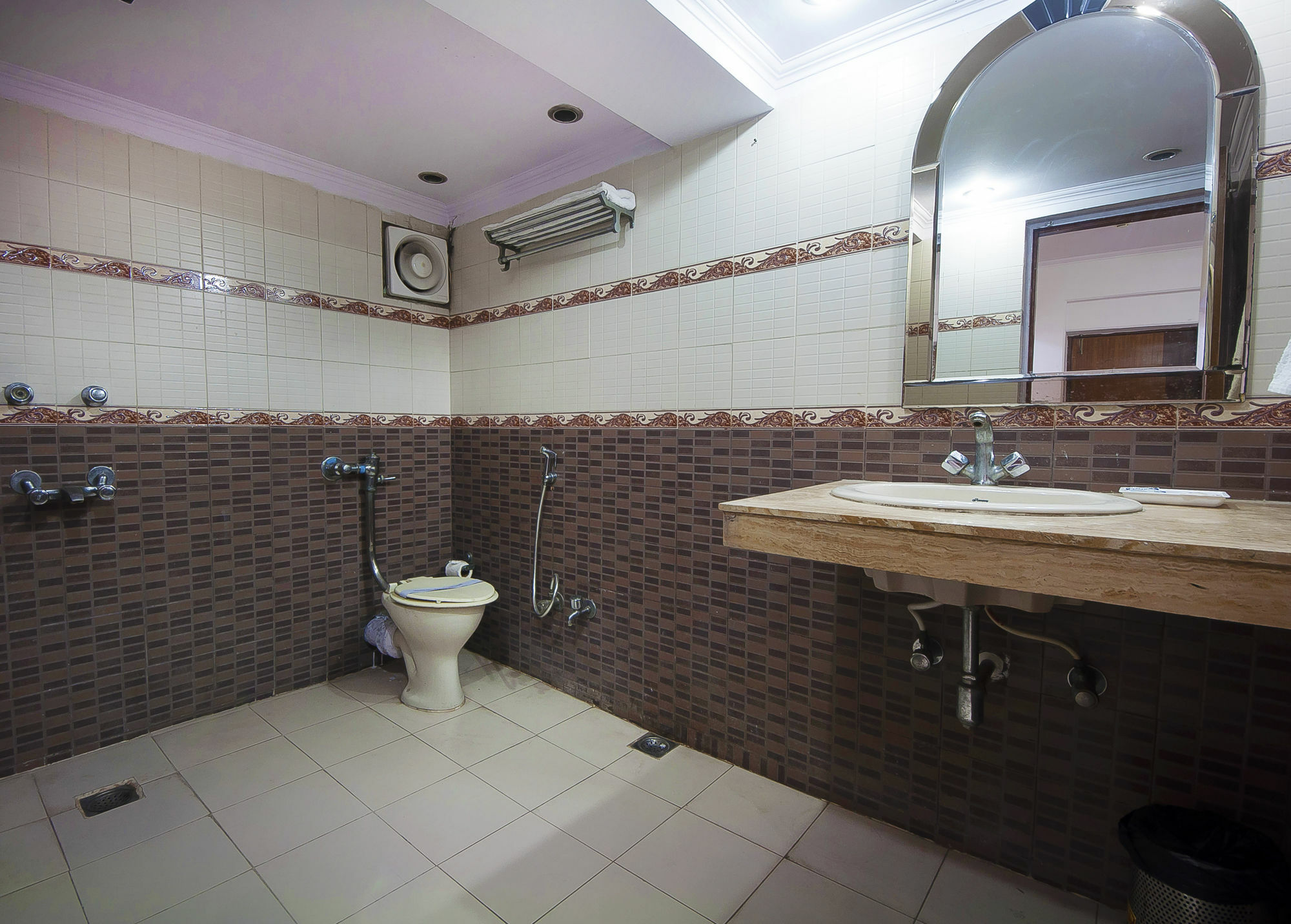 Hotel O Hotel Landmark Inn Делі Екстер'єр фото
