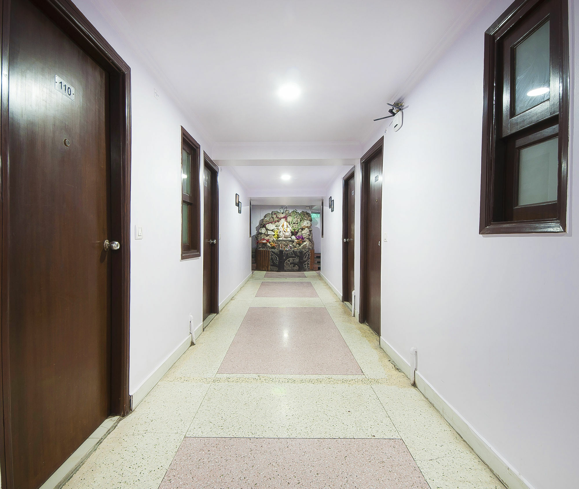 Hotel O Hotel Landmark Inn Делі Екстер'єр фото